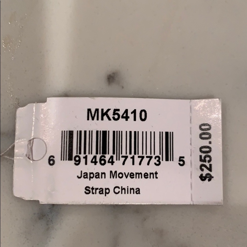 Watch - Picture 3 of 8